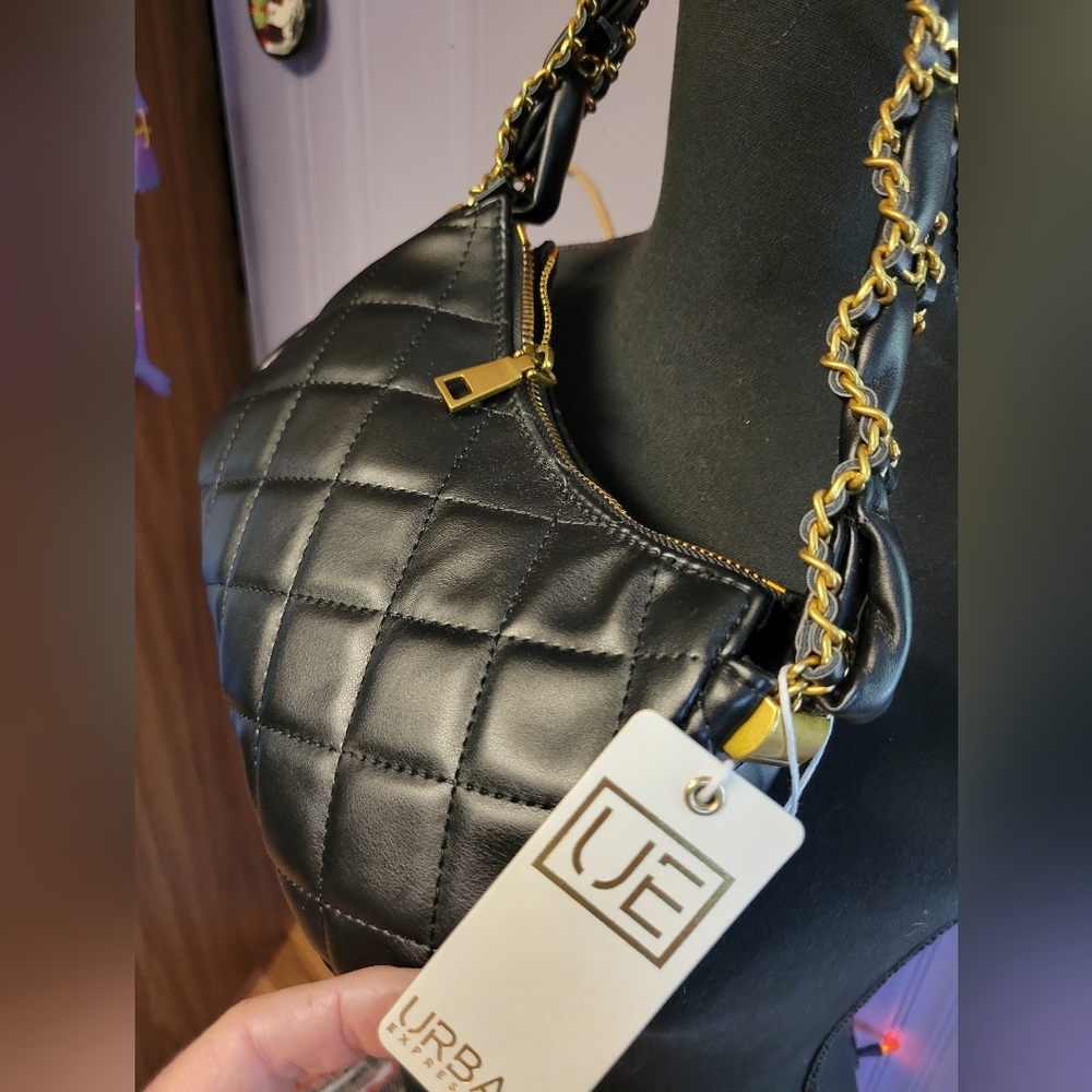 Urban expressions black quilted shoulder bag gold tone metal accent - Picture 10 of 12